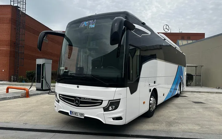Mercedes Travego tur otobüsü — Büyük grup transferi